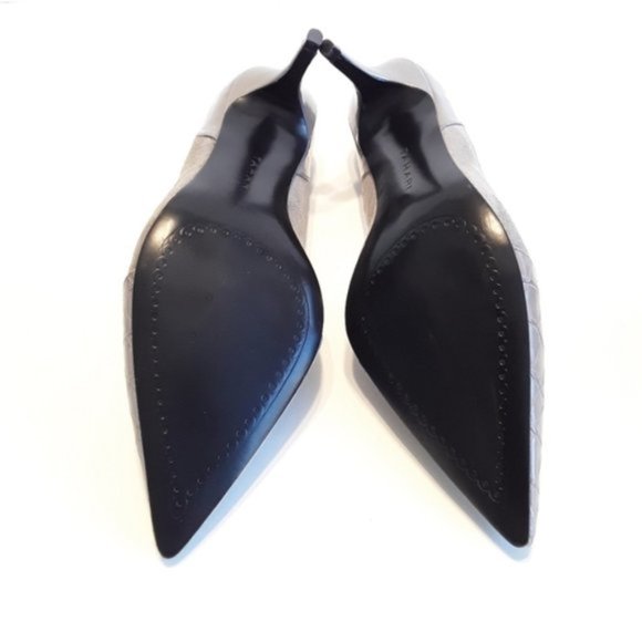 Tahari Raylin II Grey Snakeskin Suede Heels NWOT sz 7 - Picture 7 of 11